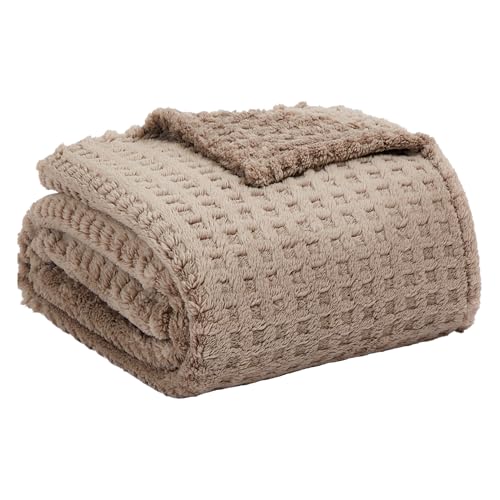 Serenhom Soft Cozy Fuzzy Fleece Throw Blanket, Waffle Light Taupe, 50x60 Inches – Lightweight, Fluffy, and Warm 3D Jacquar...