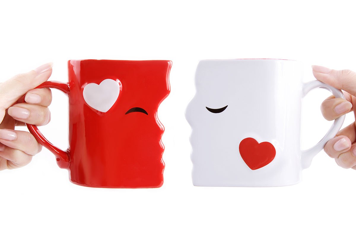 Kissing Mugs Set, Anniversary & Wedding Gifts, Exquisitely Crafted Two Large Cups & Spoons for Couples, For Him and Her on Valentines, Birthday, Engagement by Blu Devil