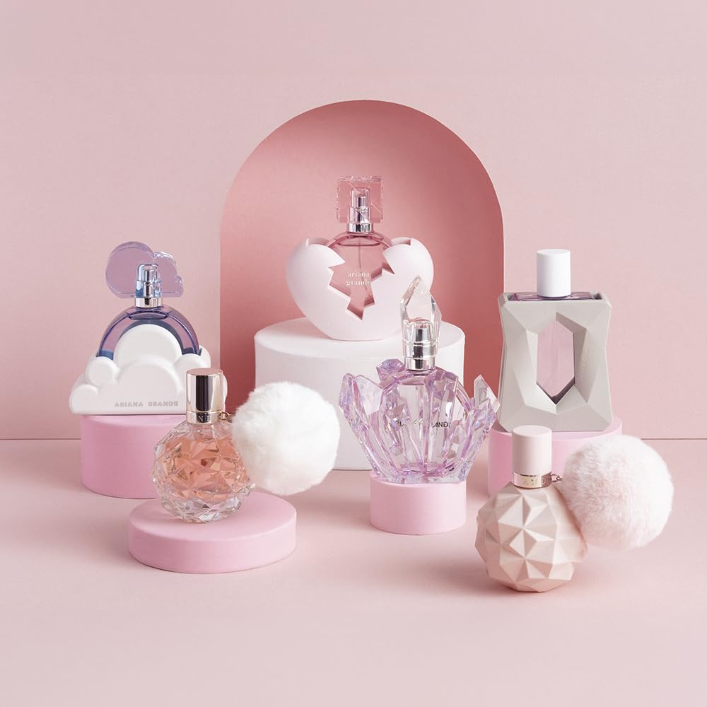 Ariana Grande God is a Woman Eau de Parfum - Fruity Musk Fragrance for Women - Women's Perfume with Notes of Orris, Pear, Vanill