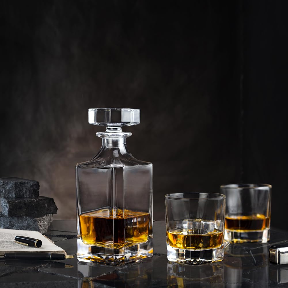 Square 25Oz Whiskey Liquor Decanter Set With 2 Glasses in Box,Decanter Set for Scotch Liquor,Whiskey Wine Decanter Suit for Men and Women Father Coworkers Lovers