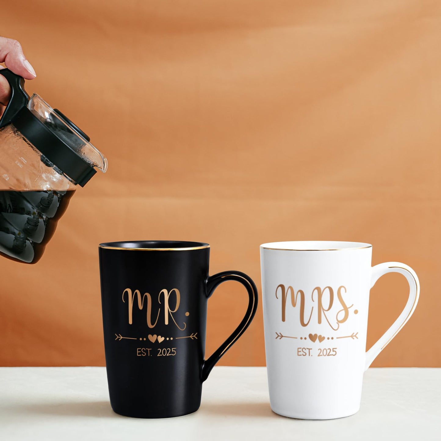 Cabtnca Wedding Gifts, Mr And Mrs Gifts, Engagement Gift for Couples 2025, Mr And Mrs Est 2025 Mug Set, Wedding Registry Bridal Shower Gift, 14 Oz Black & White