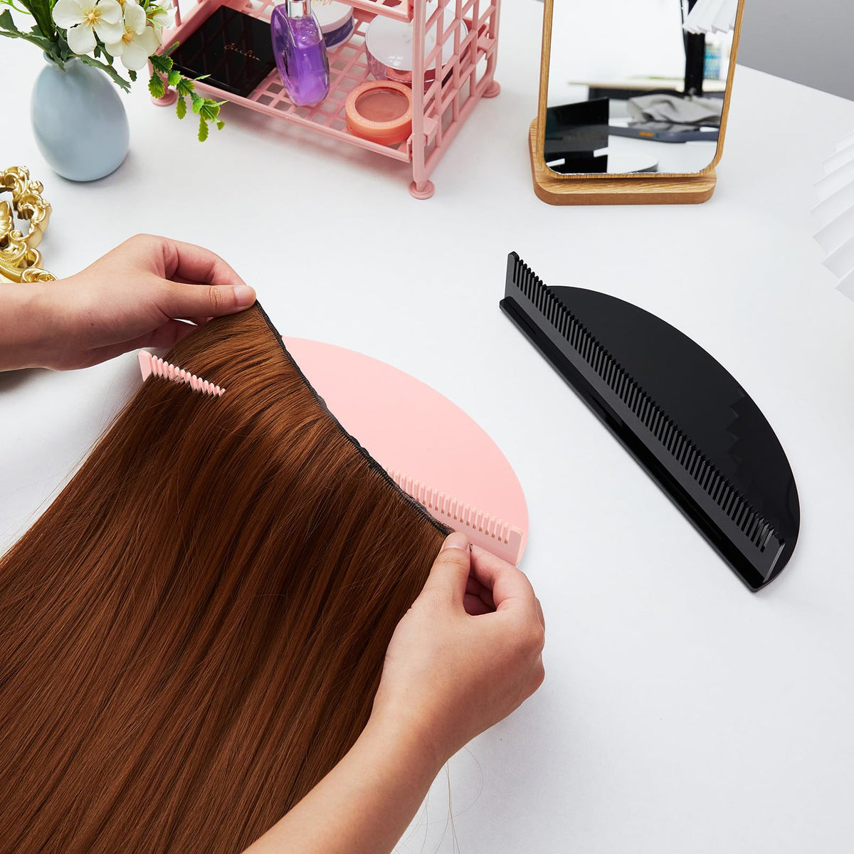 Nuogo 2 Pieces Hair Extension Holder Acrylic Extensions Stand Display Organizer Lightweight Portable Storage Wig Holder for Hand