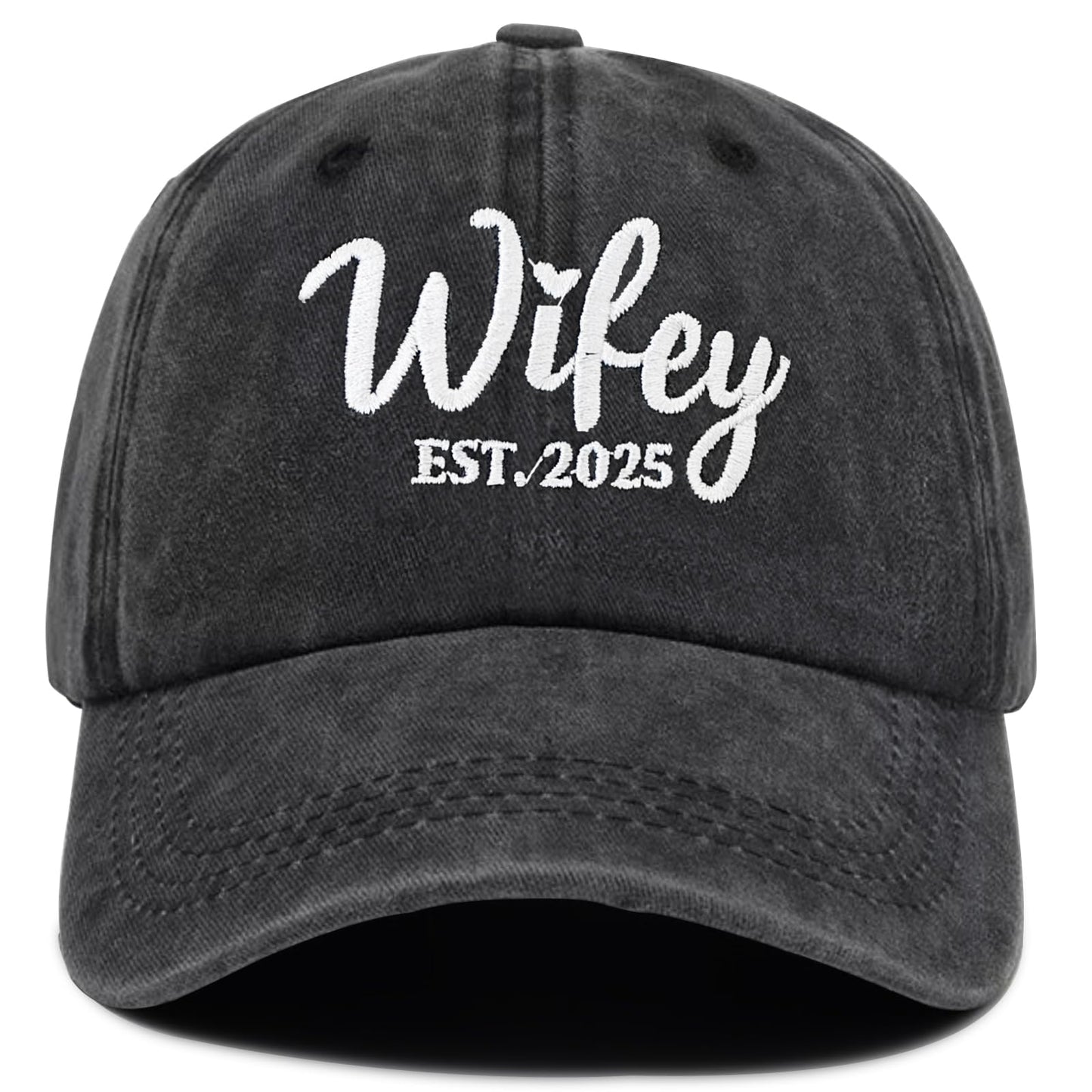 Hubby and Wifey Hat, Wedding Gifts for Couoples 2025, Husband and Wife Gifts, Black Baseball Cap for Bridal Shower Newlyweds Engagement Honeymoon