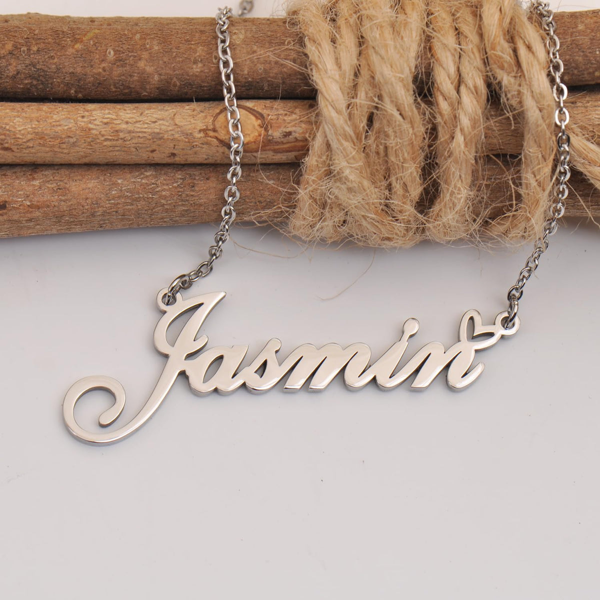 Aoloshow Stainless Steel Silver Shannon Heart Name Necklace Charm Pendant Jewelry for Mom Best Friends