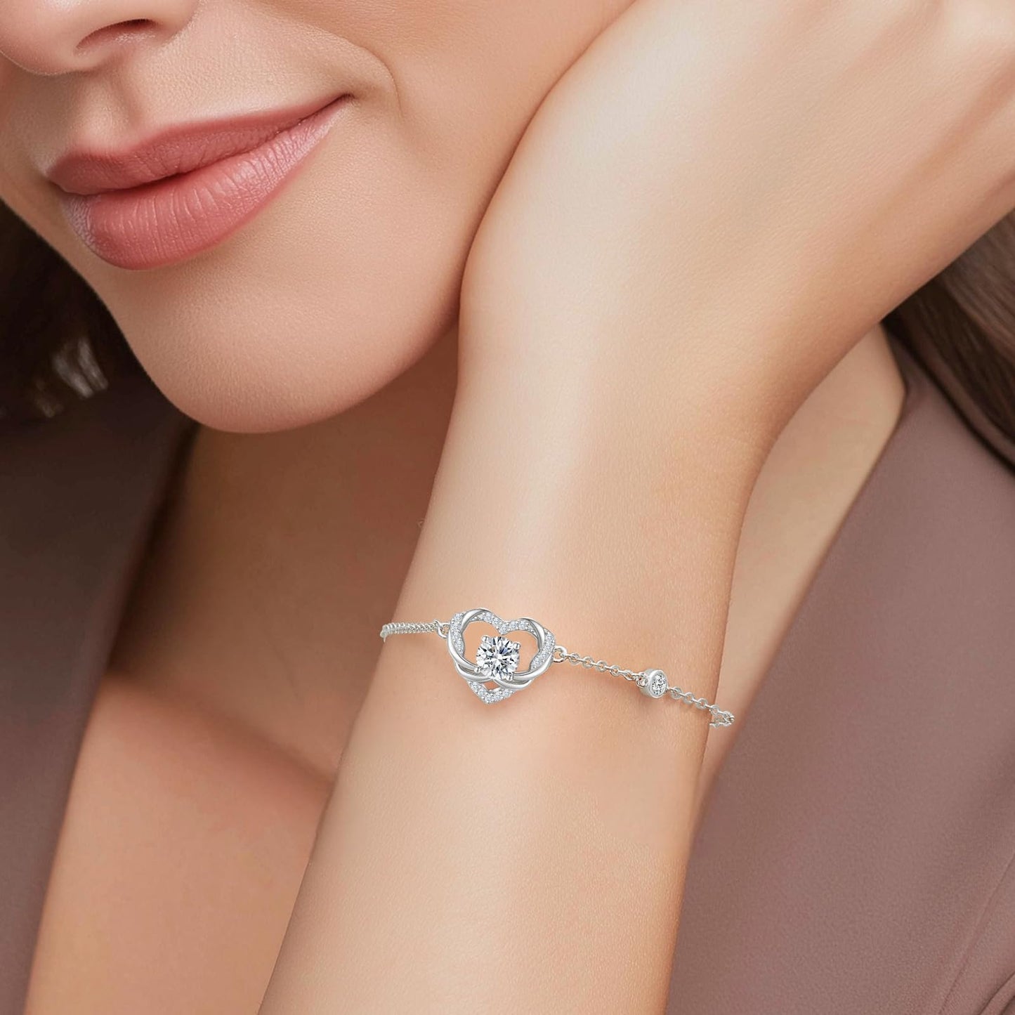 OOBEE Moissanite Bracelets for Women, 925 Sterling Silver Gold Plating Lab-Created Diamond Bracelet,Ideal Anniversary Birthday Christmas Valentine Mothers Day Jewelry Gifts for Women Mom Wife Her