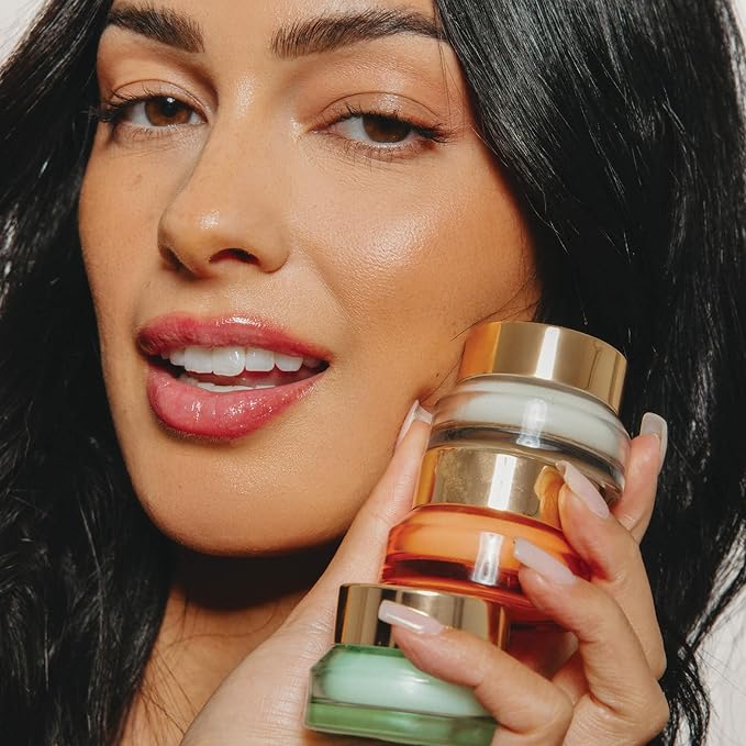 Poppy & Pout Wild Honey Overnight Lip Mask – Moisturizing Lip Balm Treatment with Shea Butter & Beeswax – Cruelty Free, Recyclable Glass Jar (0.65 oz)