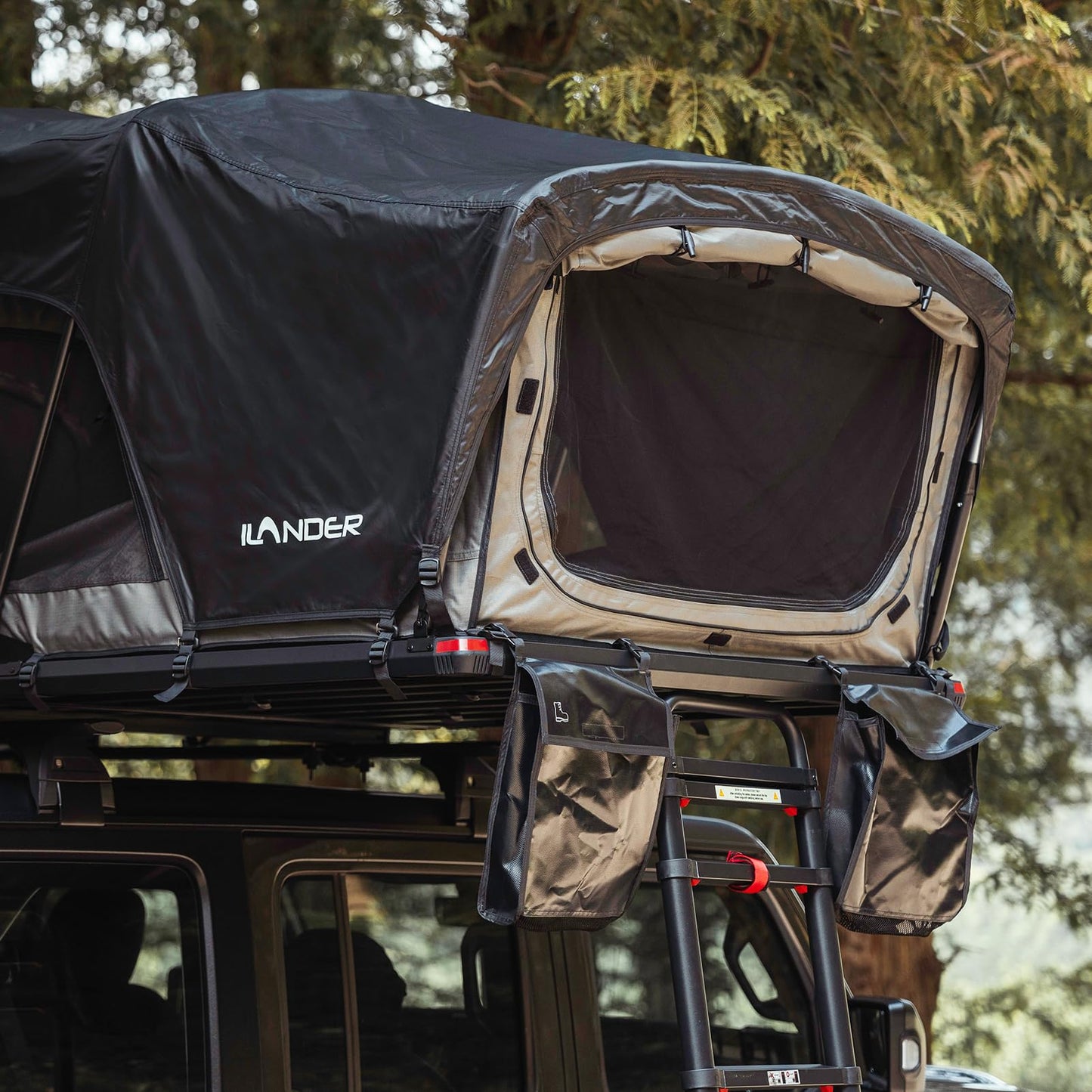 ILANDER Rooftop Tent Hardshell for SUV Van Jeep Truck, Aluminum Alloy Car Rooftop Tent, Waterproof and UV-Resistant Overland Roof Tents Camping for 2-3 Person (1.4M)
