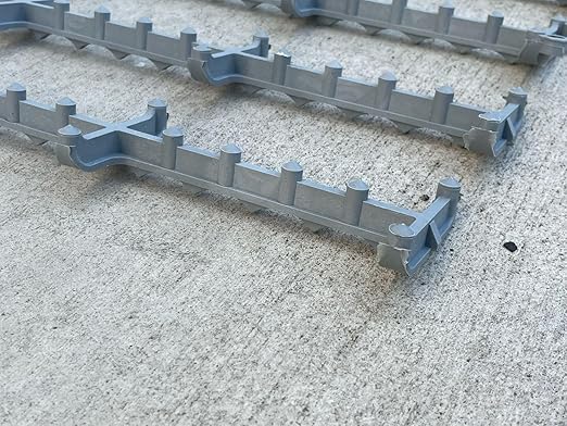Sandbaggy Plastic Slab Bolster - Continuous Rebar Support Chair - Snap & Lock Ends, Flexible Design - 29 Rebar Capacity (100, 3/4 in x 2.5 ft (H x L))