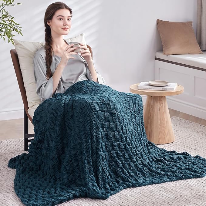 Knitted Weighted Blanket for Adult, No Beads Heavy Blanket 50” x 60'' 7lbs, Breathable Chunky Knit Blanket, Cooling Weighted Blanket for Hot Sleepers, Christmas Home Decor (Peacock Blue)