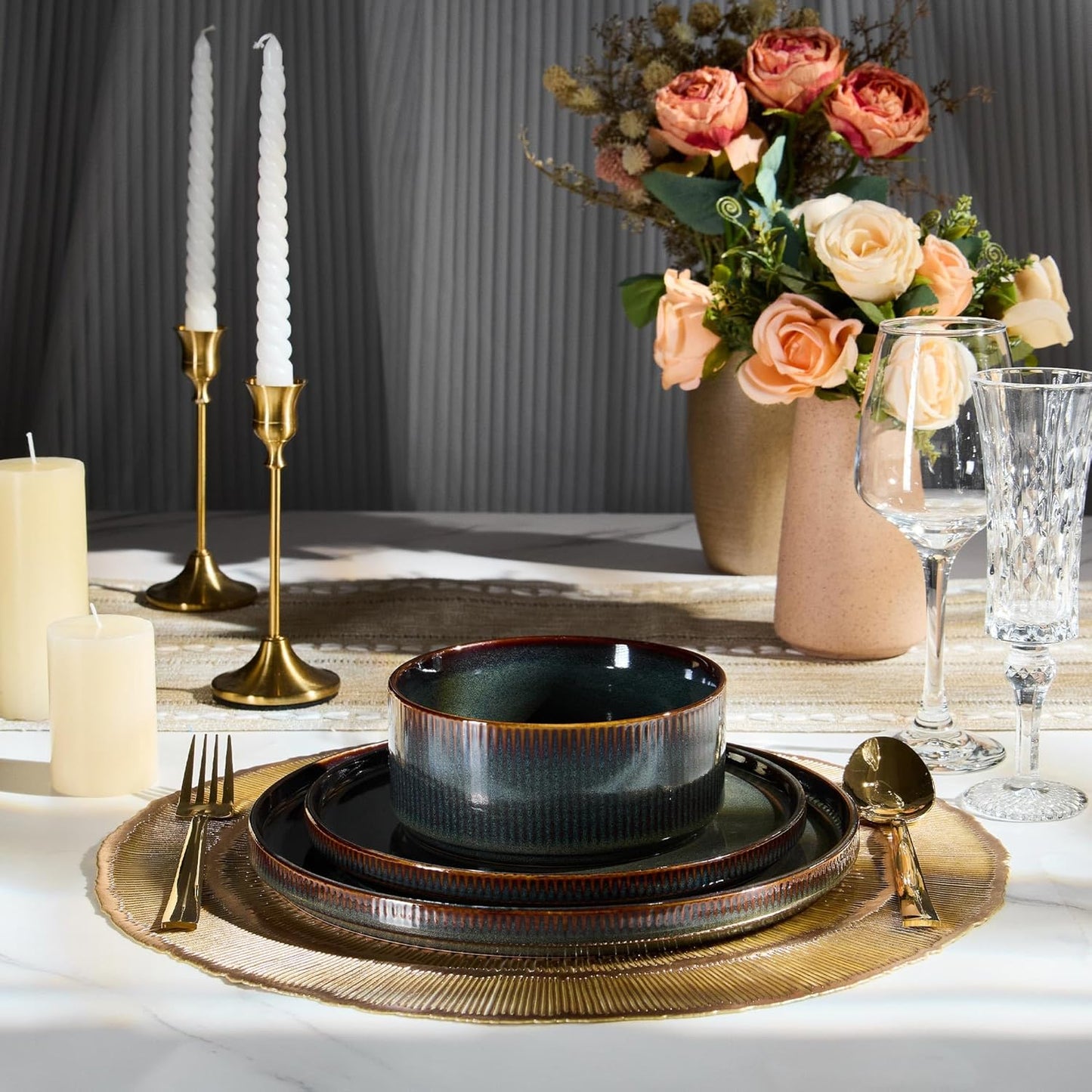 E-far 24-Piece Stoneware Dinnerware Sets, Plates and Bowls Sets for 8, Kitchen Modern Dinning Porcelain Dishes Set, Chip & Scratch Resistant, Dishwasher & Microwave Safe, Blackish Green