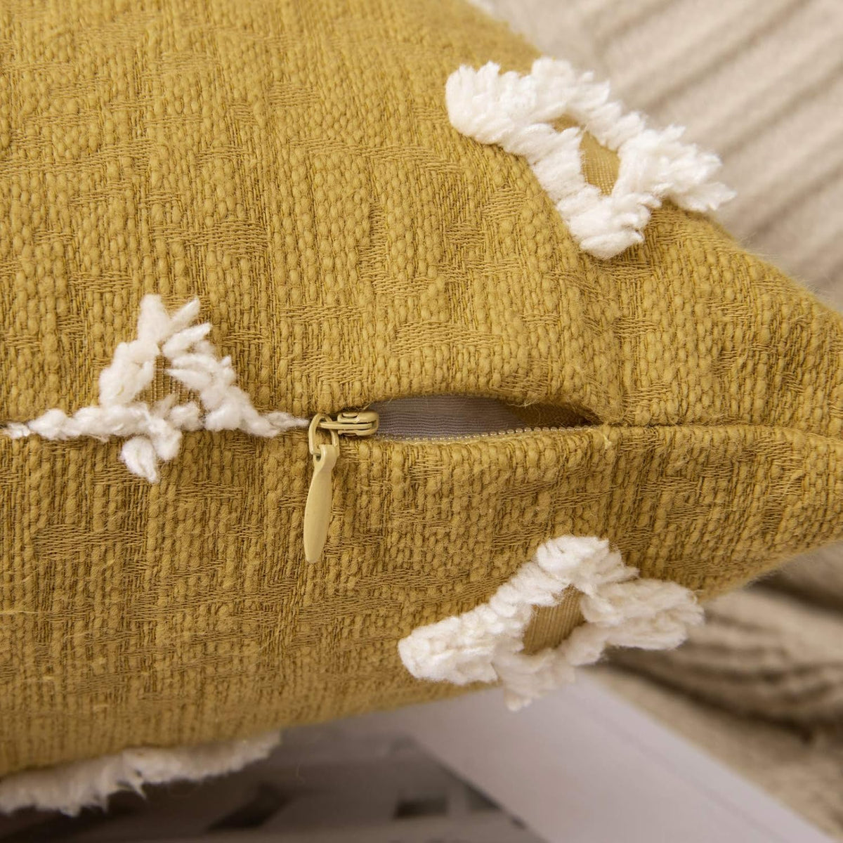 MIULEE Set of 2 Decorative Throw Pillow Covers Rhombic Jacquard Pillowcase Soft Square Cushion Case for Summer Spring Couch Sofa Bed Bedroom Car Living Room 18x18 Inch Yellow