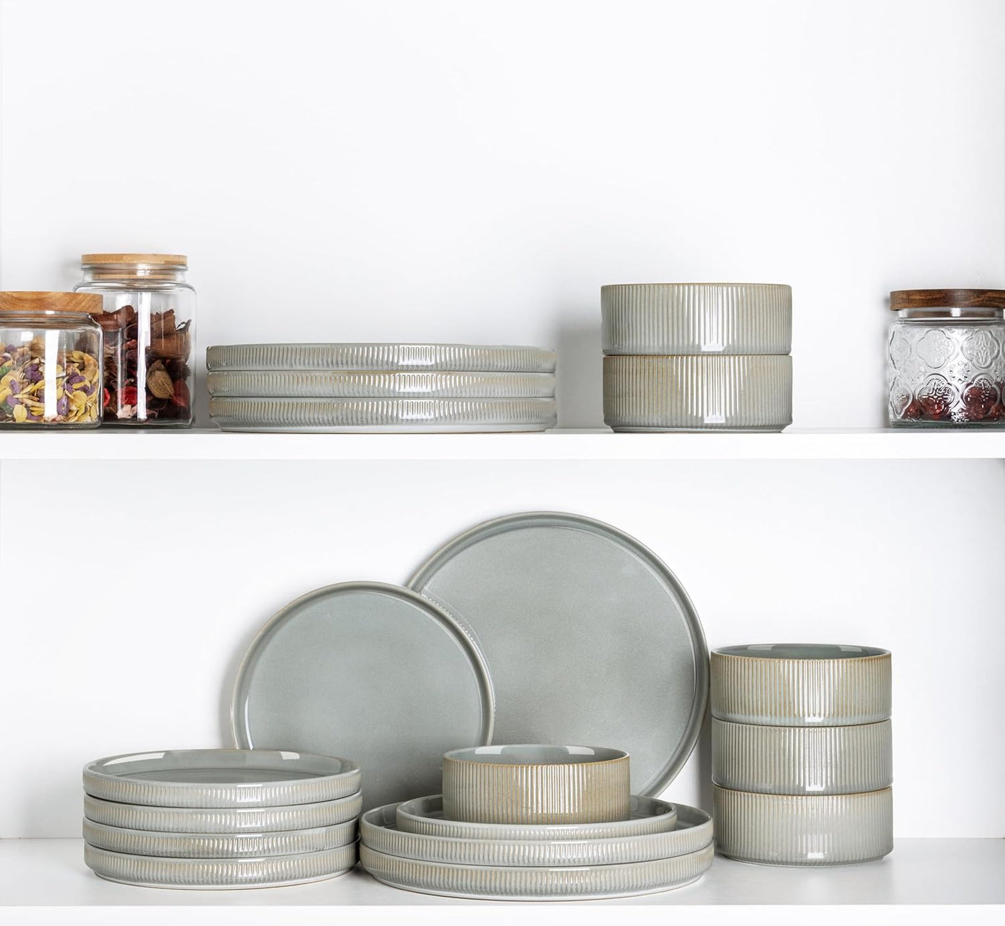 TheTerra Ceramic Dinnerware Sets for 4, 12 Pieces Porcelain Lightweight Plates and Bowls Sets, Scratch Resistant Dish Set, Oven & Microwave & Dishwasher Safe, Desert Sage