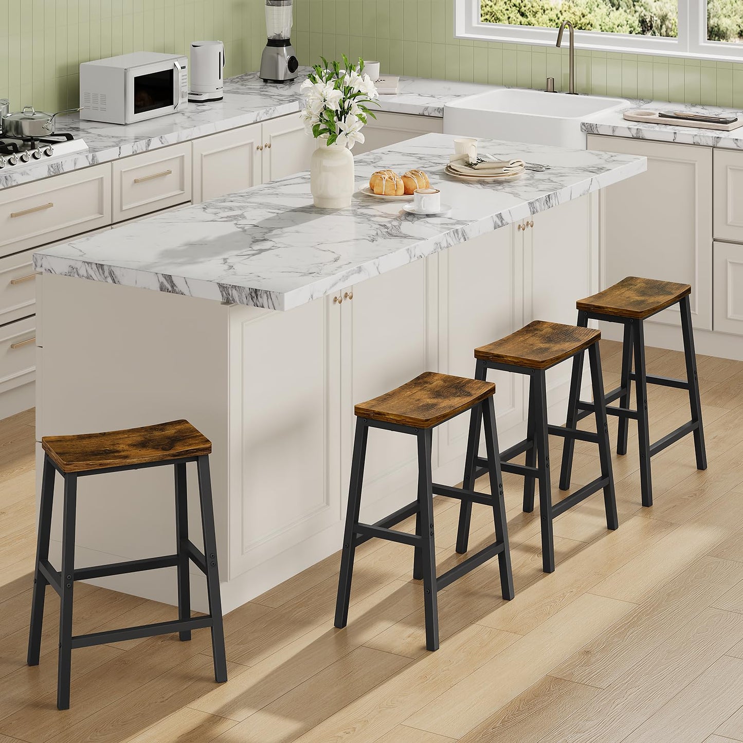 HOOBRO Bar Stools Set of 4, Counter Height Bar Stools, 23.6'' Bar Chairs, Saddle Stools with Footrests, Industrial Barstools for Dining Room, Kitchen, Bar, Rustic Brown and Black BF02MDP401
