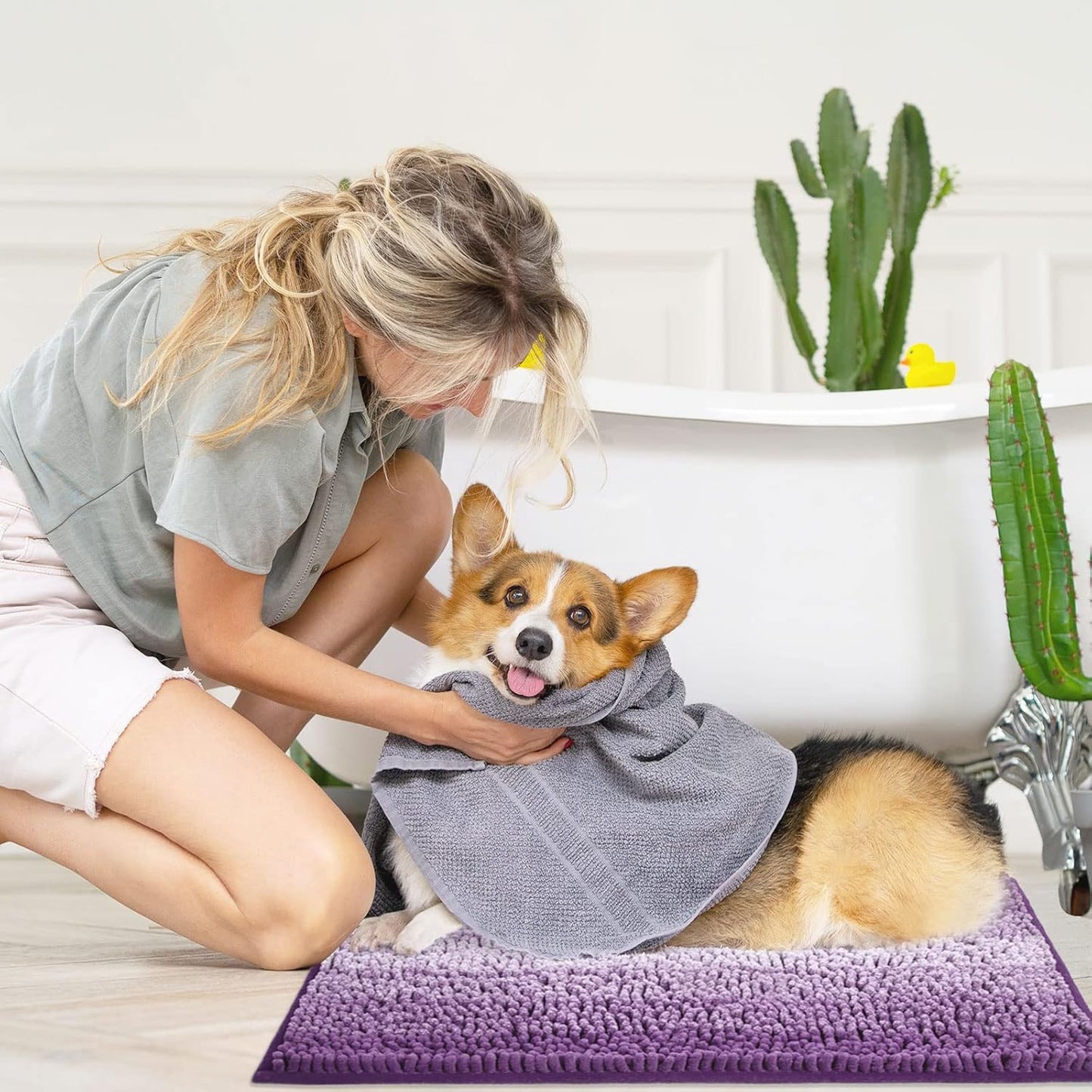 Gibelle Purple Bathroom Rugs, Luxury Chenille Bath Mat, Small Non Slip Shower Rug and Bath Room Floor Mats, Machine Washable, Quick Dry Bathmat, Soft Cozy Plush Rug for Tub, 16" x 24"
