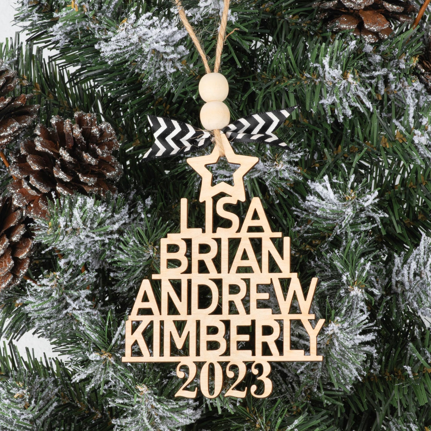 Lily's Atelier Family Tree Ornament Personalized w/Name - Up to 7 Names 2023 Christmas Xmas Ornaments Keepsake for Relatives, Custom Family, Shaped