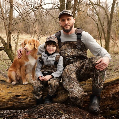 DaddyGoFish Neoprene Chest Waders for Kids and Adults, BootFoot, Fishing & Hunting with a Camouflage Caps, and a Wader Hanger