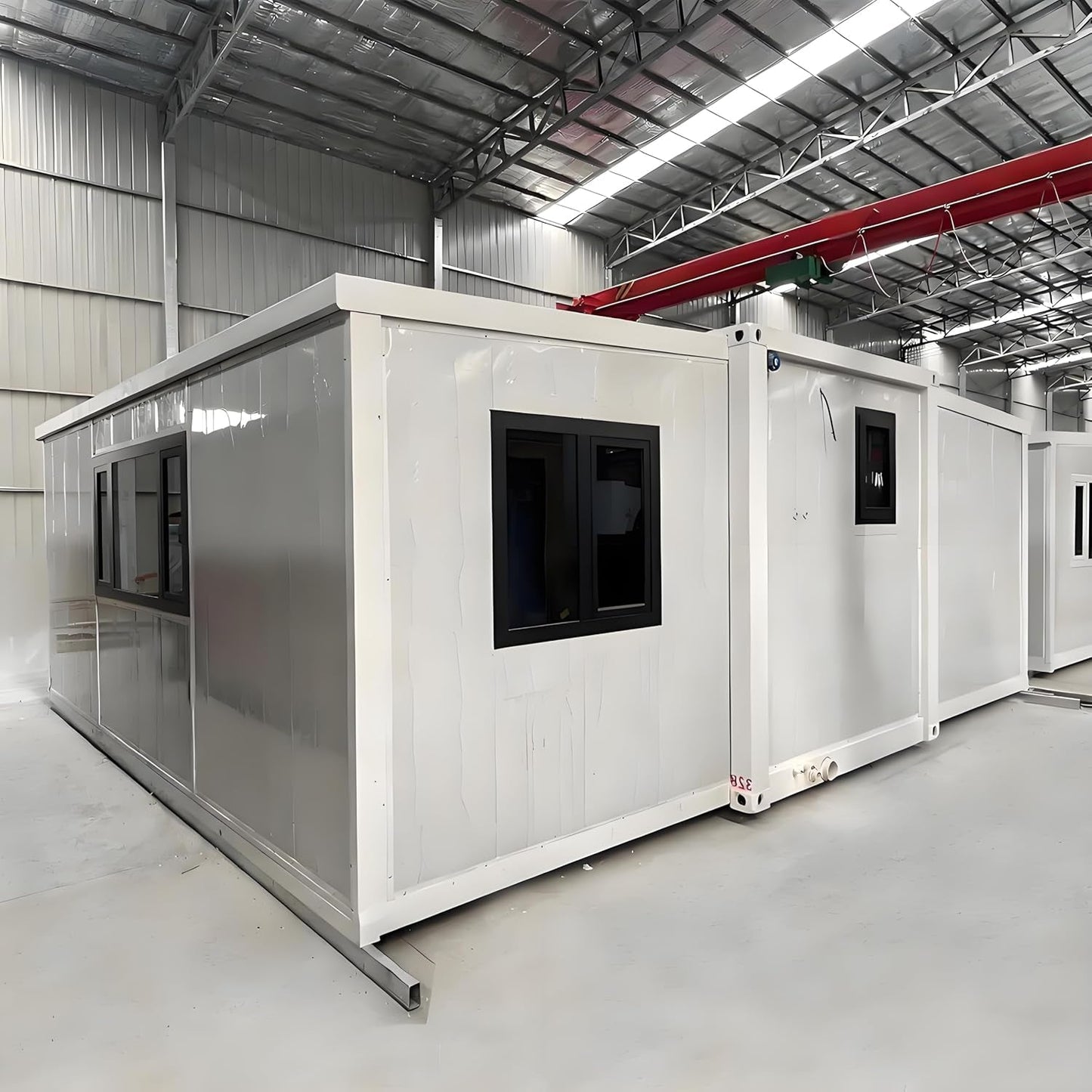 Modern Expandable Prefab Tiny Villa – 20Ft Foldable Container House with 2 Bedrooms,Fully Equipped Kitchen & Bathroom,Portable Prefabricated Modular Home for Family Living,Rental Cabin,Guest Suite