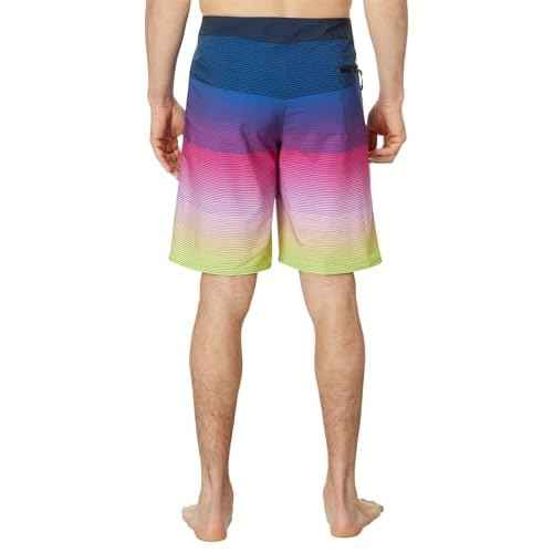 Quiksilver Men's Standard Surfsilk Massive 20 Boardshort Swim Trunk