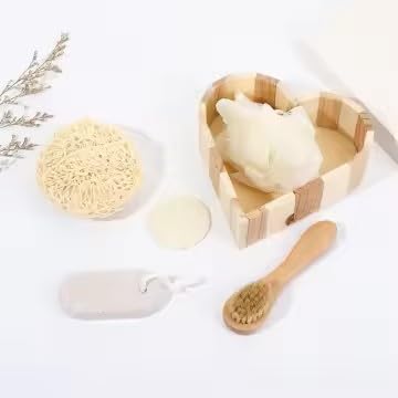 Luxury Bath and Spa Gift Set with Loofah and Other Bath Accessories in Wooden Heart Box