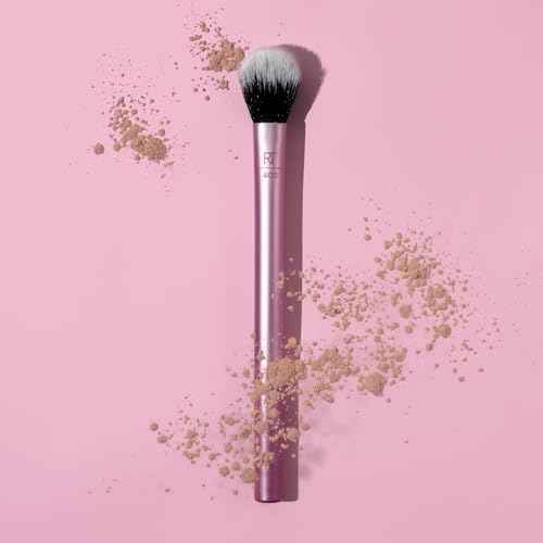 Real Techniques Setting Brush With Ultra Plush Custom Cut Synthetic Bristles and Extended Aluminum Ferrules to Build Coverage