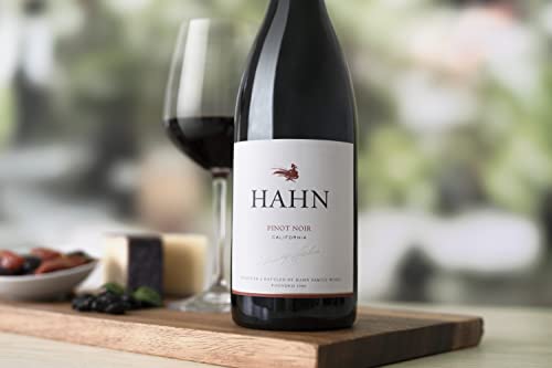 Hahn Winery Pinot Noir, Red Wine, 750 mL Bottle