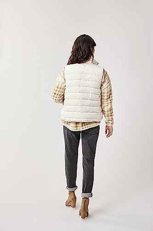 Carve Designs Women's Baker Reversible Vest, Cilantro/Birch, XXS