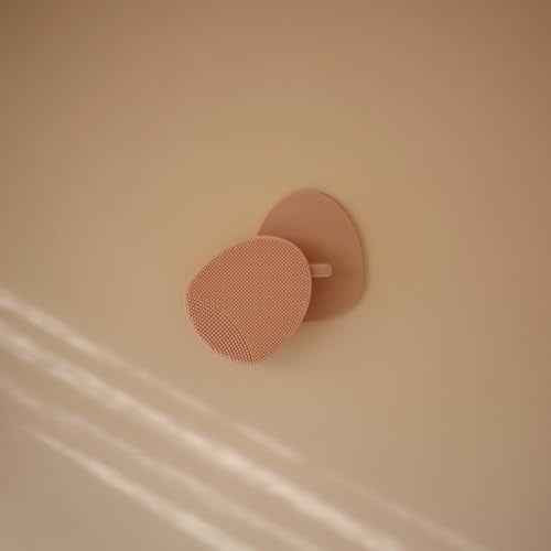 mushie Baby Bath Cradle Cap Brush | Soft Silicone Bristles for Dry Skin, Eczema, & Cradle Cap Treatment | 2-Pack (Blush/Shifting Sand)