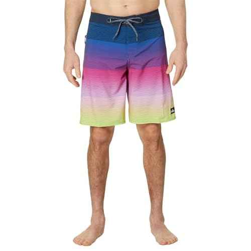 Quiksilver Men's Standard Surfsilk Massive 20 Boardshort Swim Trunk
