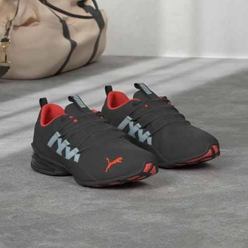 PUMA Women's Riaze Prowl Cross Trainer