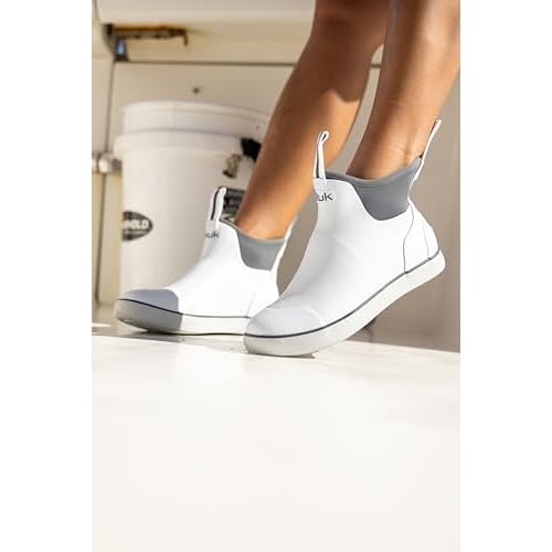 HUK Boys Rogue Wave Shoe, Fishing & Deck Boot for Women