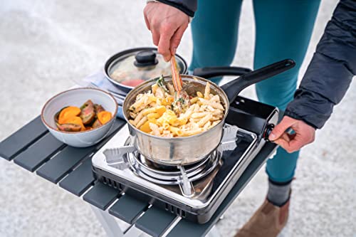 Iwatani Fore Winds Savor Camp Stove & Premium Iwatani Butane 8oz 4-Pack