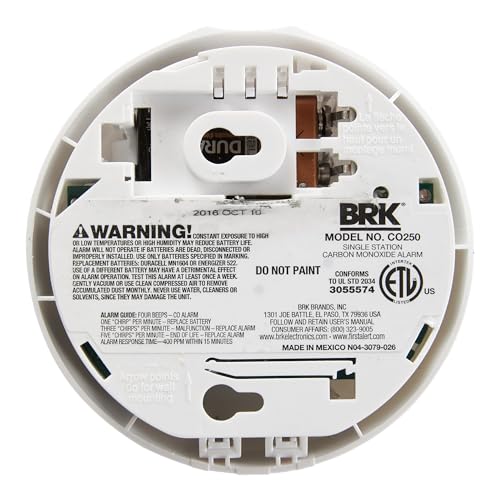 FIRST ALERT Carbon Monoxide Alarm | BRK CO250 Battery Operated Carbon Monoxide Detector With 9-Volt Battery & Two Silence Features
