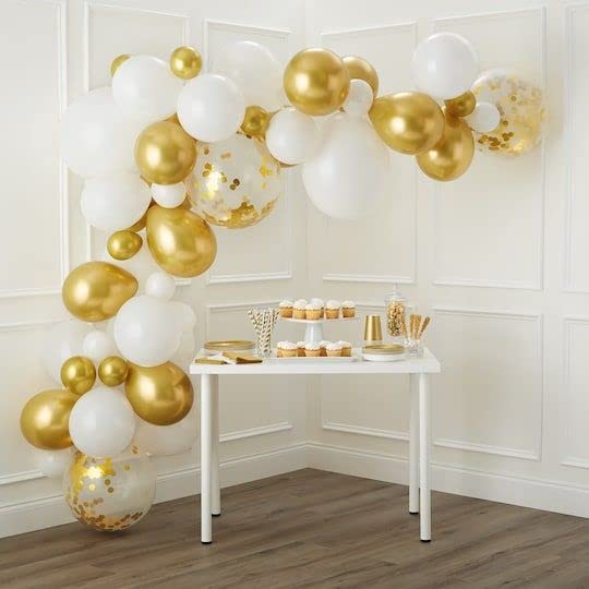 White and Gold Confetti Latex Balloons, 50 Pack 12 inch gold and white Party Balloons with Ribbons for Birthday Graduation...
