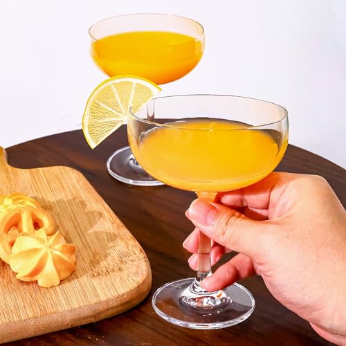 QOWOEO Set of 12 - Champagne Coupe Glasses, 7 Oz Clear Cut Rim Martini Glass with Short Stable Base, Ideal for Parties, Bi...