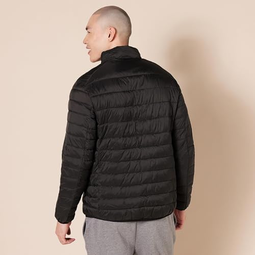 Amazon Essentials Mens Packable Lightweight Water-Resistant Puffer Jacket (Available in Big & Tall)