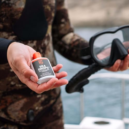 Gear AID Sea Drops Cleaner and Anti-Fog for Dive and Snorkel Masks, Clears Up Dirty, Foggy Lenses, 1.25 fl oz