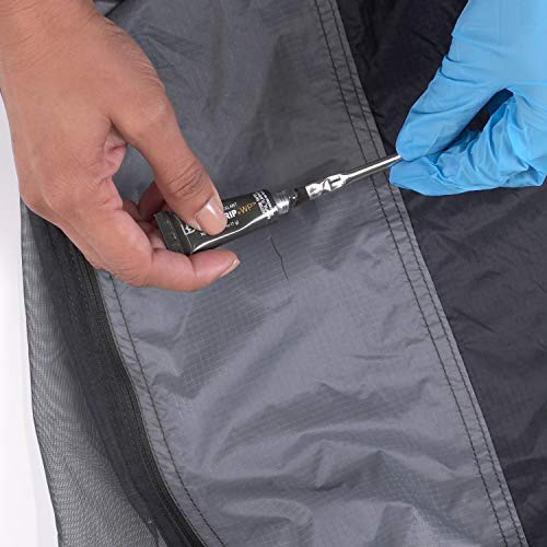GEAR AID Seam Grip WP Repair Kit – Waterproof 0.25 oz Adhesive with Two Tenacious Tape Hex Patches (2.5" x 2.8", Black and...