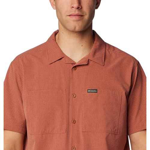 Columbia Men's Black Mesa Lightweight Short Sleeve Shirt