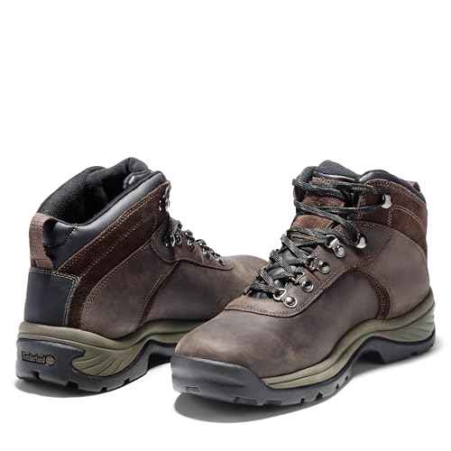 Timberland Men's Flume Mid Waterproof Hiking Boot