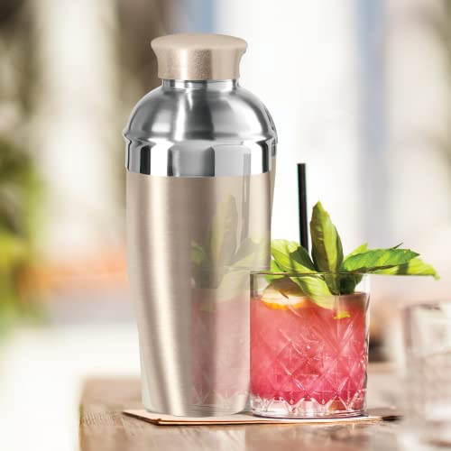 OGGI Classic Cocktail Shaker Gold Stainless - 26 oz, Stainless Steel Construction, Built in Strainer - Ideal Home Bar Drin...