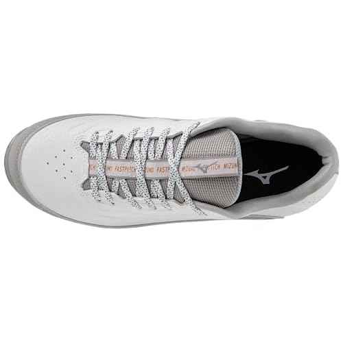 Mizuno Women's 9-Spike Swift 8 Low Metal Shoes