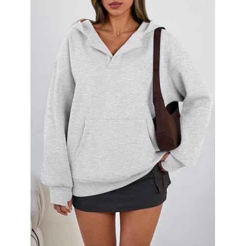 Trendy Queen Womens Oversized V Neck Hoodies with Thumb Hole Pullover Sweatshirts Y2k Clothes Fall Fashion Outfits 2025