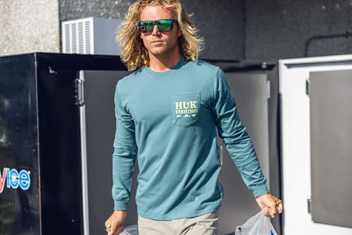 HUK Mens Pocket Tee, Comfortable Performance Fishing Long Sleeve T-Shirt with Chest Pocket