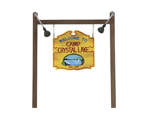 NECA - Friday The 13th - Camp Crystal Lake Accessory Set