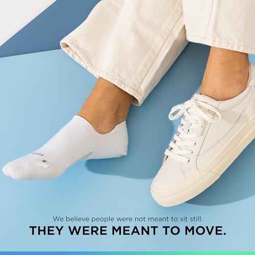 Feetures unisex-adult Elite Invisible Light Cushion 3-pair Pack