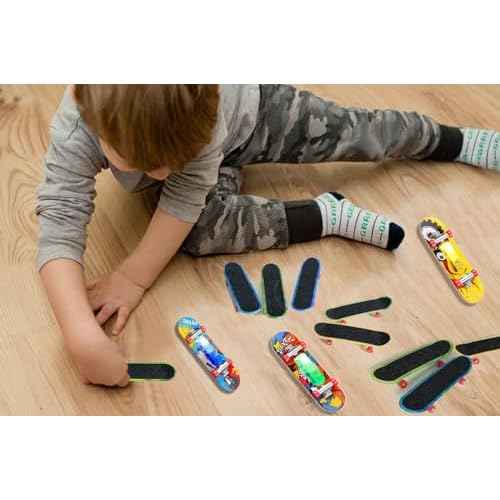 Mini Finger Skateboards for Kids Set of 25, Light up Mini Finger Toys LED Fingerboard Hand Skateboard for Creative Fingertips Movement Sports Finger Skater