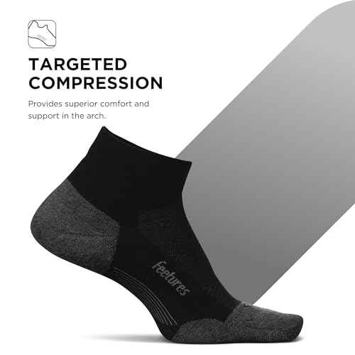 Feetures Elite Max Cushion Low Cut - Athletic Running Sock - Sport Sock with Targeted Compression - (1 Pair)