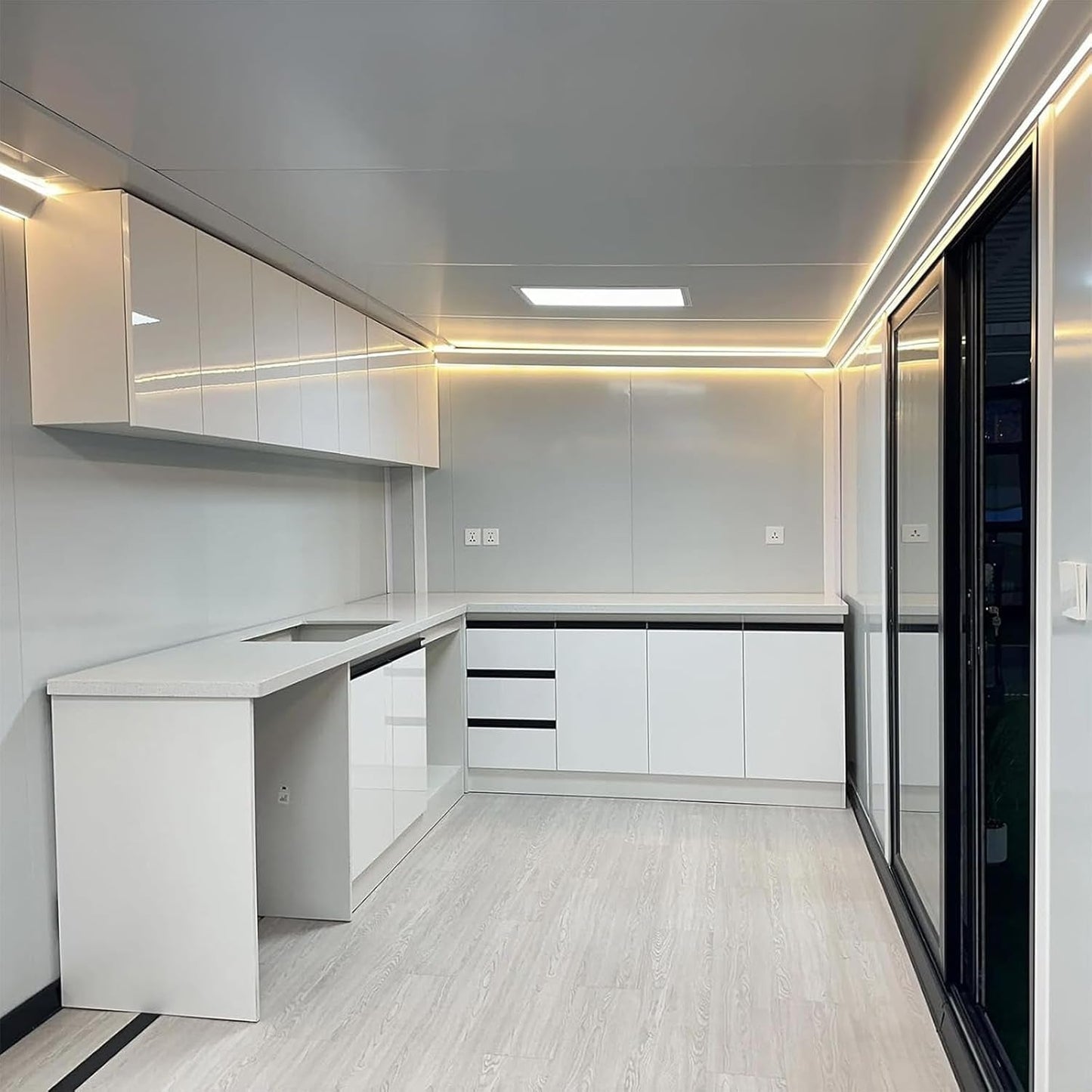 Quick Assembly 20FT/30FT/40FT Prefab Tiny Home for Sale, Expandable Container House with Bathroom & Kitchen, Modern Tiny Houses to Live in for Adults, Prefabricated Luxury Portable House