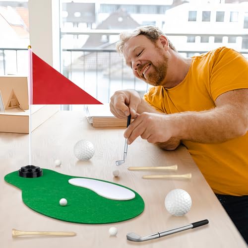 5 Sets 40 PCS Golf Centerpieces Table Decorations with Green Mats Ball Red Flag Plastic Flag Stand for Sport Themed Birthd...