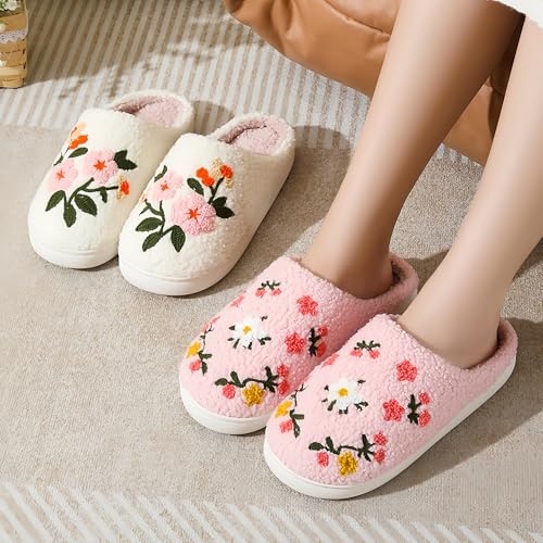 Women Home Slippers Cute Pattern Strawberry Slippers Indoor Outdoor Plaid Shoes Warm Soft Bedroom Shoes Fuzzy Closed Toe S...